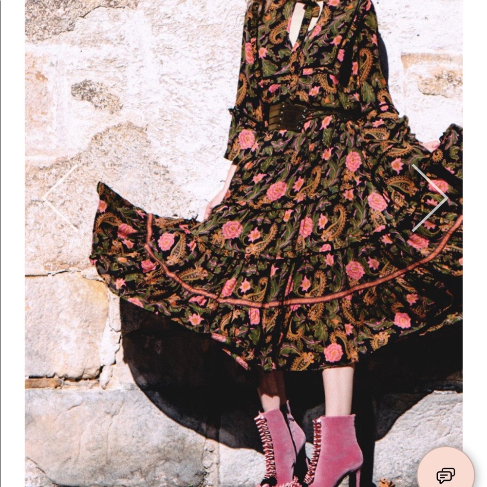 Spell and Gypsy Etienne maxi in Noir